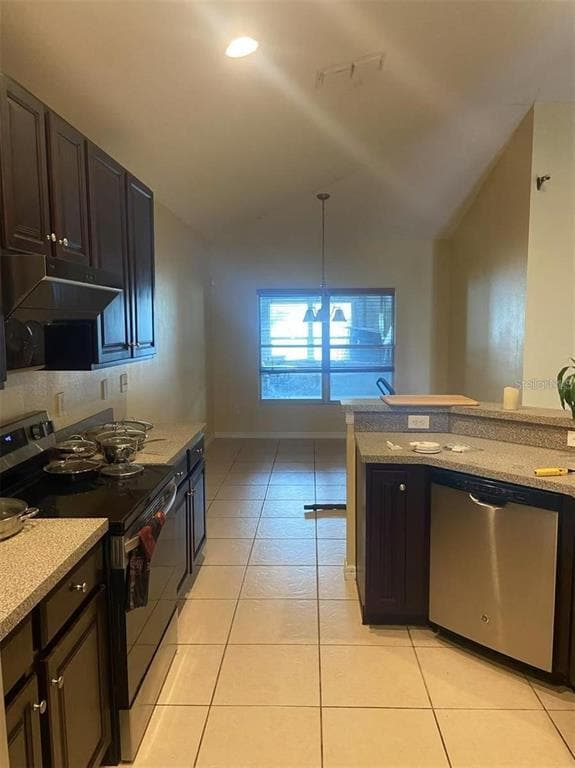 Building Photo - 10752 Clover Walk Dr