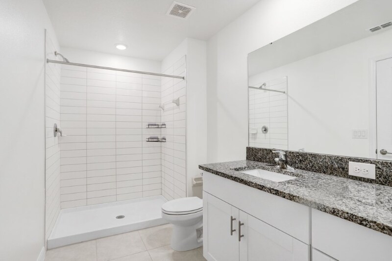 Building Photo - 6024 Shiner St