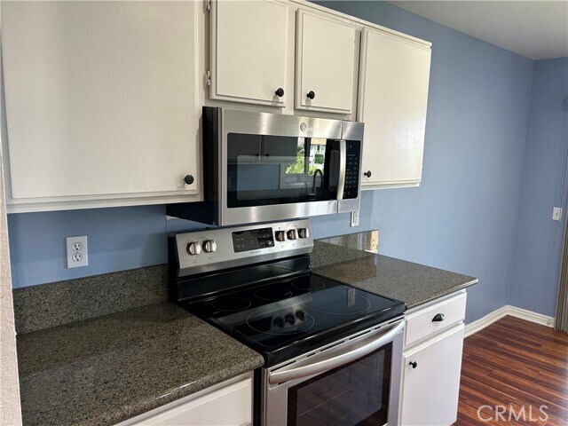 Building Photo - 38 Corniche Dr