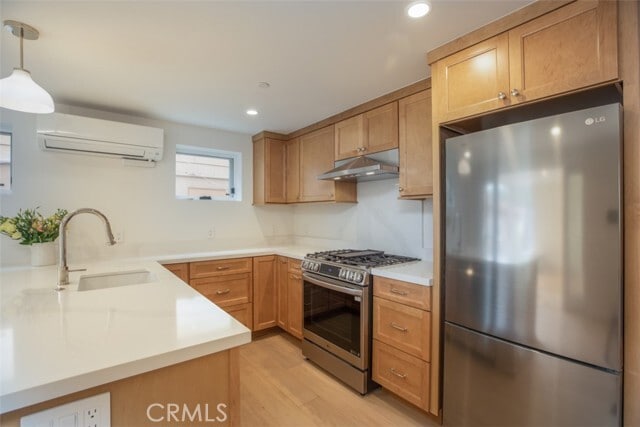 Building Photo - 281 Grandview St