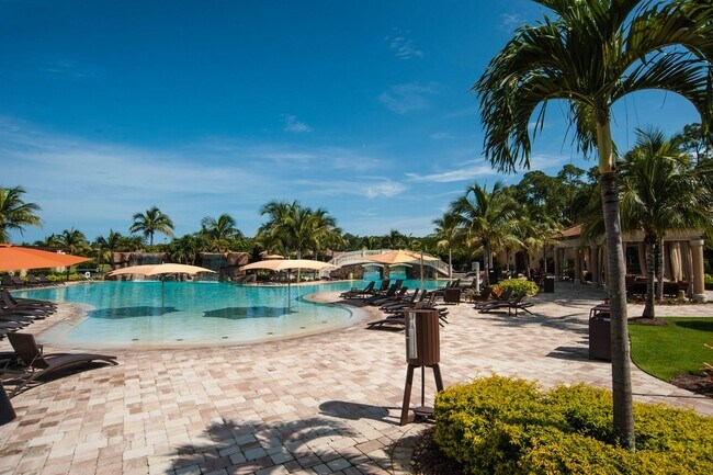 Building Photo - Available for immediate occupancy - 2BR/2BA Furnished Annual Condo available in Treviso Bay with ...
