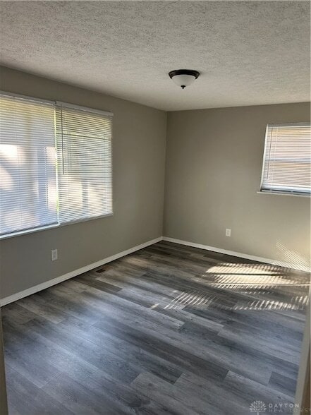 Building Photo - 4244 Bellemeade Dr