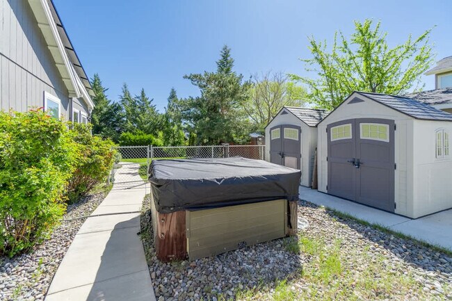 Building Photo - 14350 Ghost Rider Dr