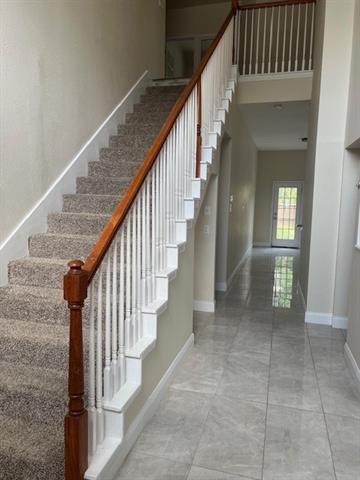 Building Photo - 2717 Orchid Dr