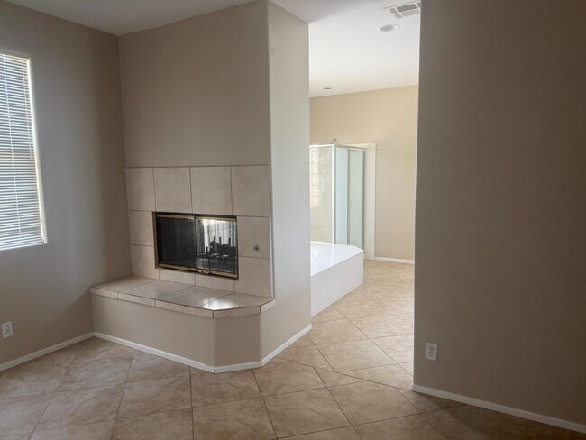 Building Photo - 79531 Dandelion Dr