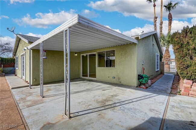 Building Photo - 7301 Pleasant View Ave