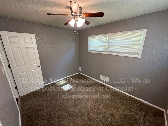 Building Photo - 10920 Bristol Terrace