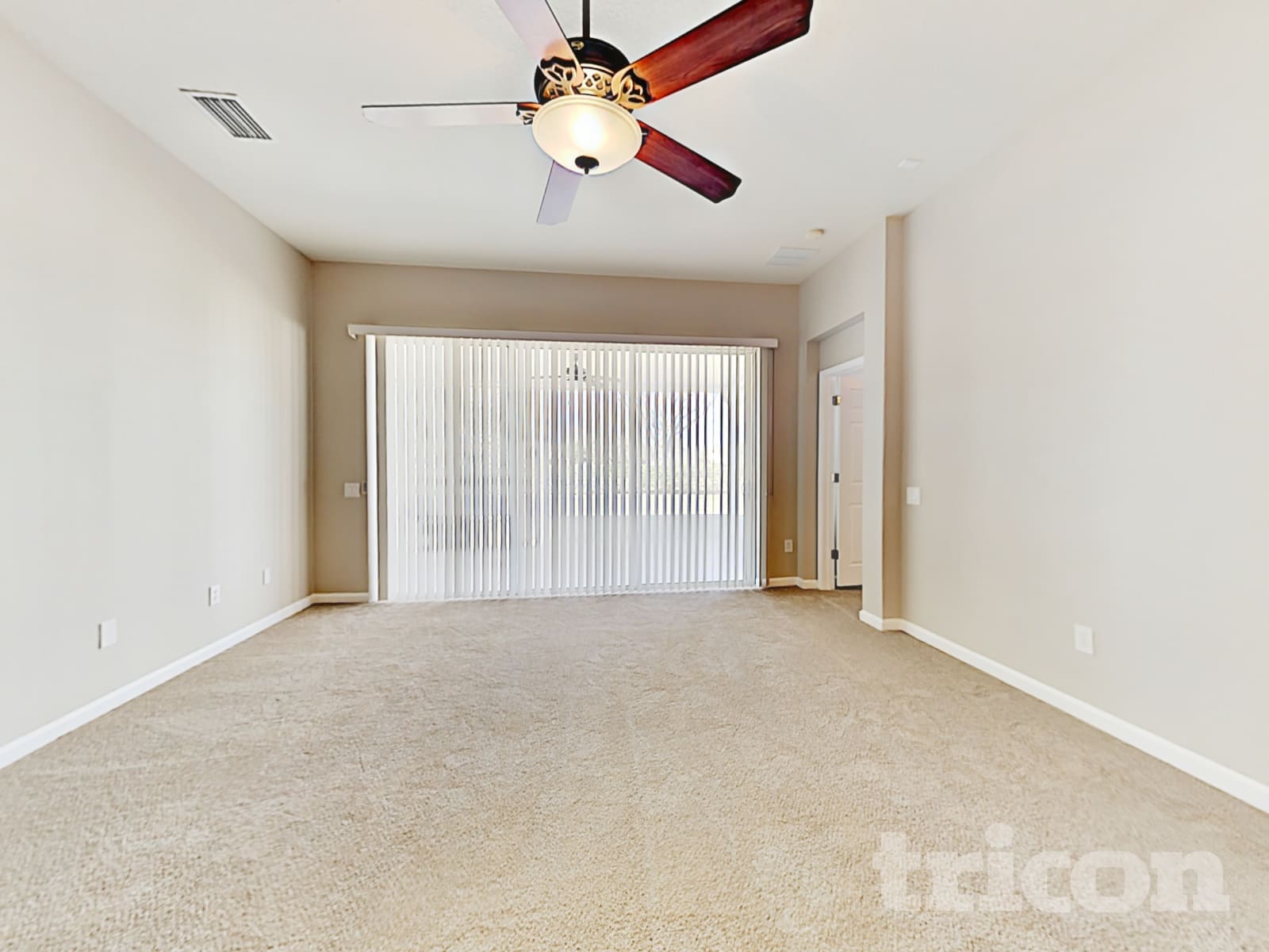 Building Photo - 424 Sea Holly Dr