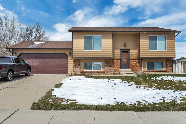 Building Photo - 4866 Gaskill Way