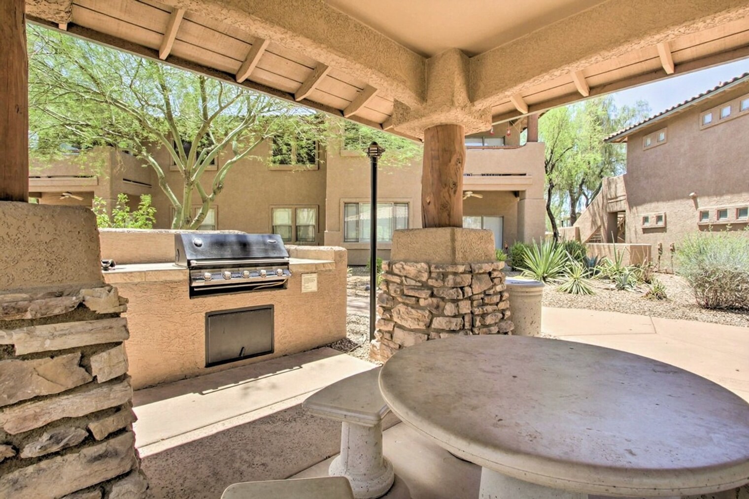 Building Photo - 11500 E Cochise Dr