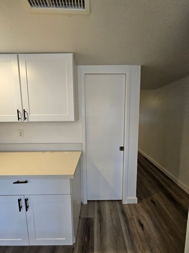 Building Photo - Updated 4BR Home | Pool + 2 Car Garage | Single Level