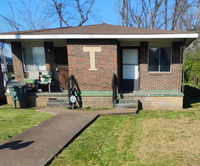 Building Photo - 2761 Cannon Ave