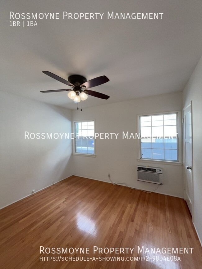 Building Photo - 1 Bedroom 1 Bath Unit in Small Complex - M...