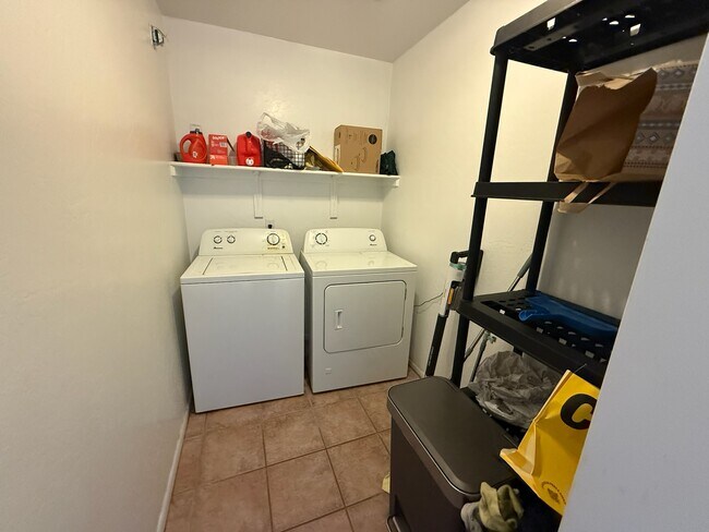 Building Photo - 2361 E Riviera Dr