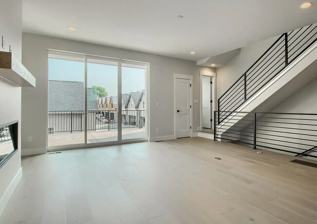 Building Photo - "Spacious 3-Bed Townhouse in Arvada with 2.5 Baths & 1854 Sq Ft of Comfort!"