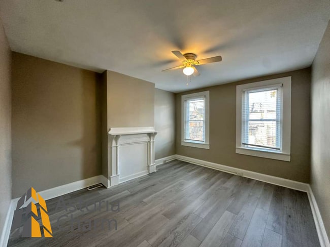 Building Photo - 3 Bedroom Rowhome with Deck and Updated Kitchen