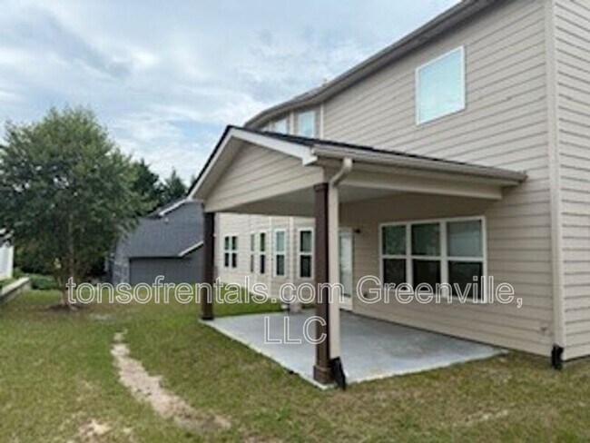 Building Photo - 105 Sea Harbour Way