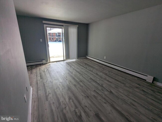 Building Photo - 20 Fort Sumpter Rd