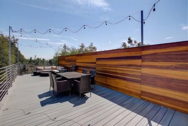 Building Photo - 7505 Hampton Ave