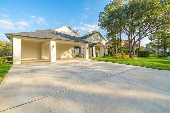 Building Photo - 6510 Sussex Ct