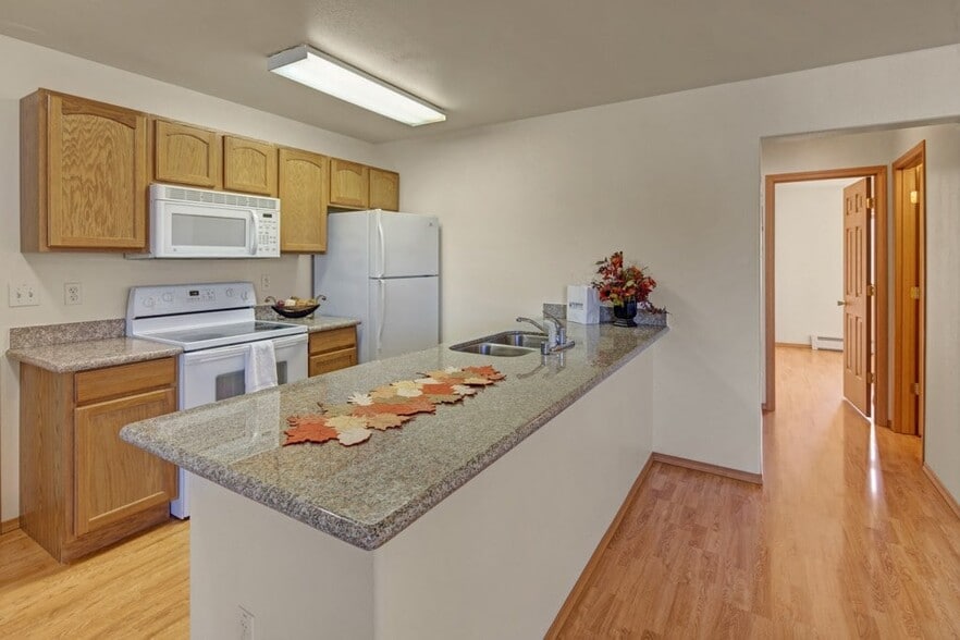 Building Photo - Amber Ridge