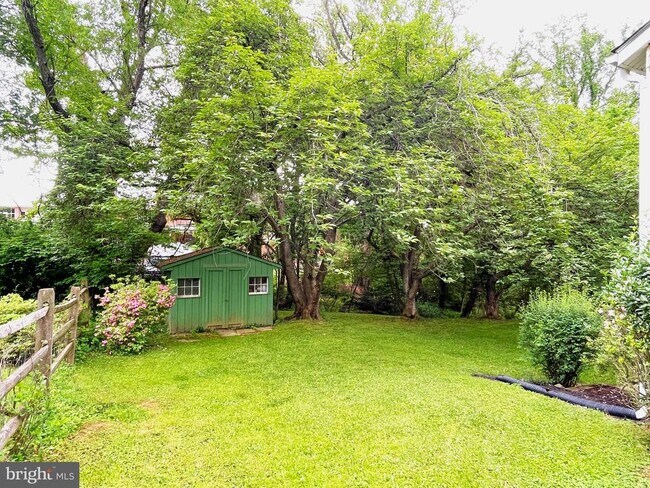 Building Photo - 8410 Buckhannon Dr