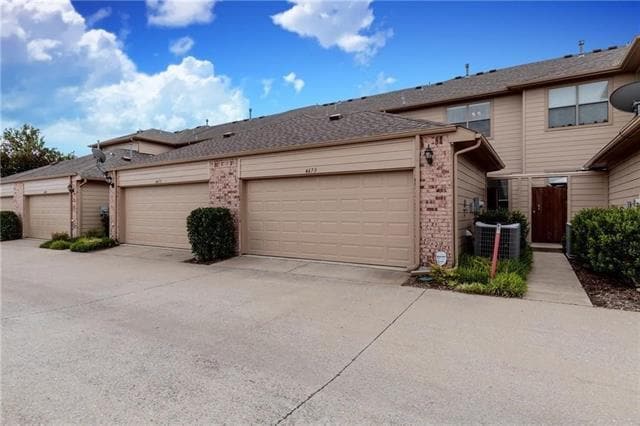 Building Photo - 4673 Edith St