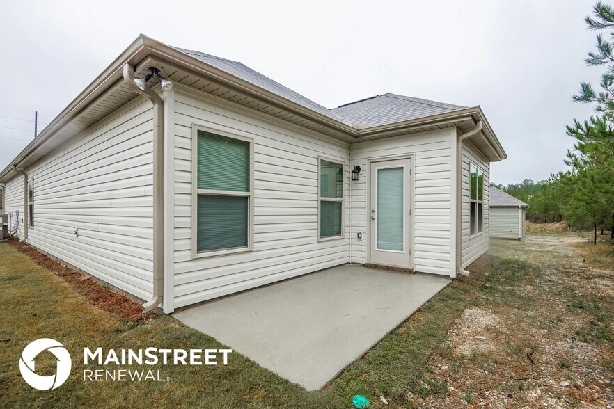 Building Photo - 865 Maple Trce