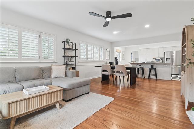 Building Photo - 11631 Saxon St