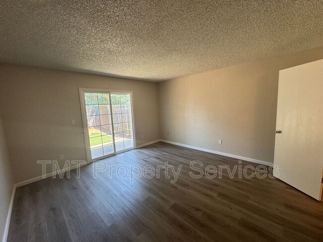 Building Photo - 9341 Camada Ct