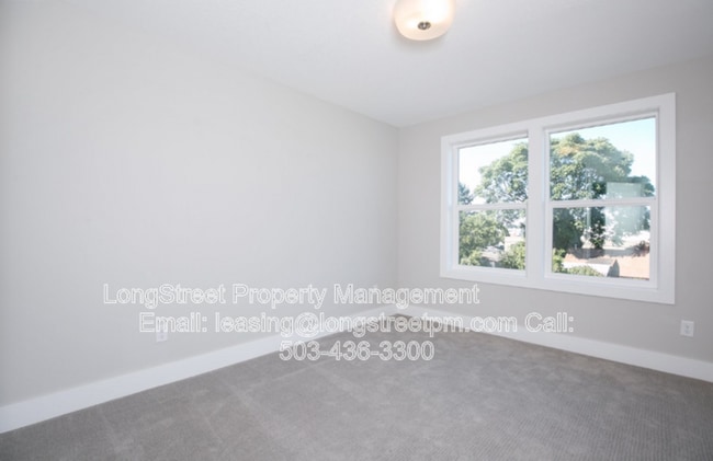 Building Photo - 7675 N Westanna Ave