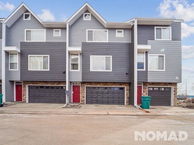 Primary Photo - 3 Bedroom Condo in Denver