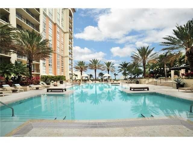 Primary Photo - 550 Okeechobee Blvd