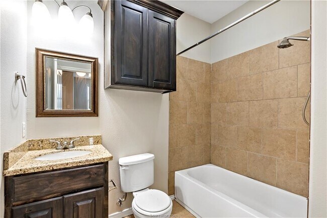 Building Photo - 4336 Nagle St