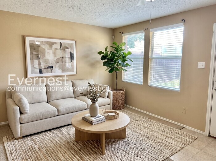 Building Photo - 3422 Lipizzan Dr