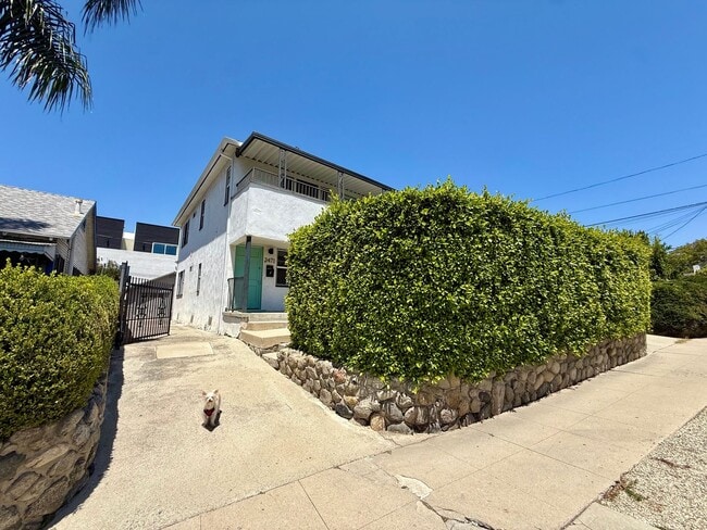 Building Photo - 2471 W Ave 32