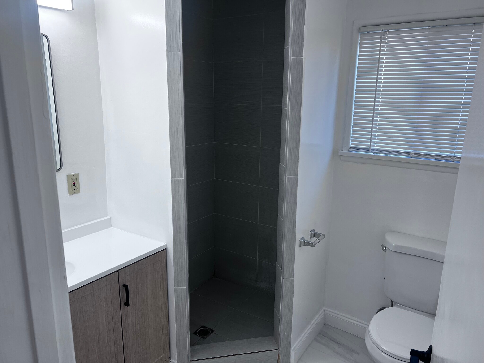 Building Photo - 17162 Tulsa St