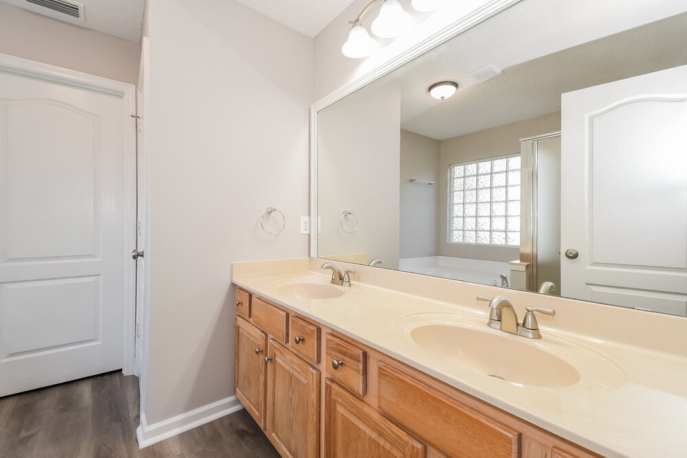 Building Photo - 96017 Waterway Ct