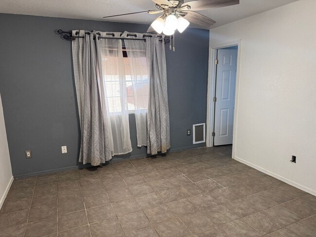 Building Photo - Solar Panels included on the 3 bedroom 2 b...