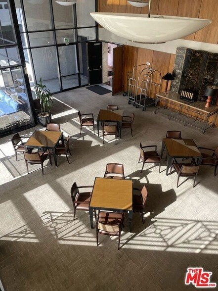 Building Photo - 880 W 1st St