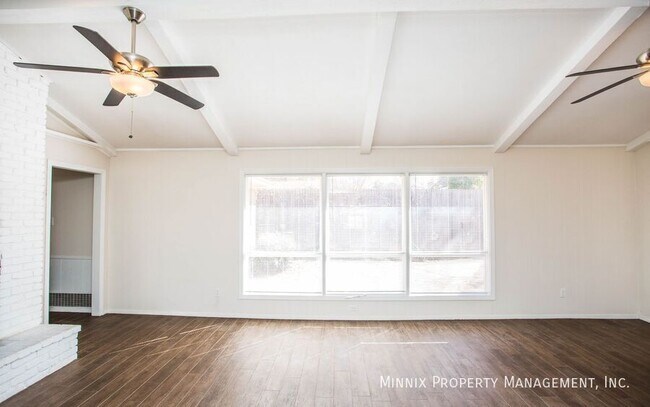 Building Photo - 6309 Nashville Dr