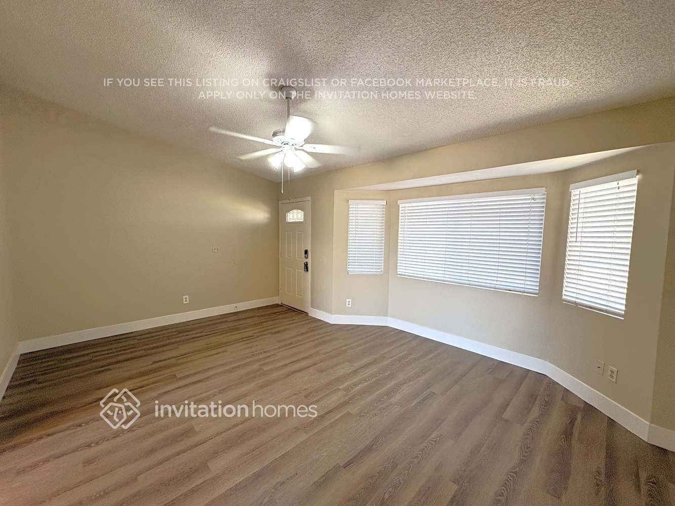 Building Photo - 9503 W Las Palmaritas Dr