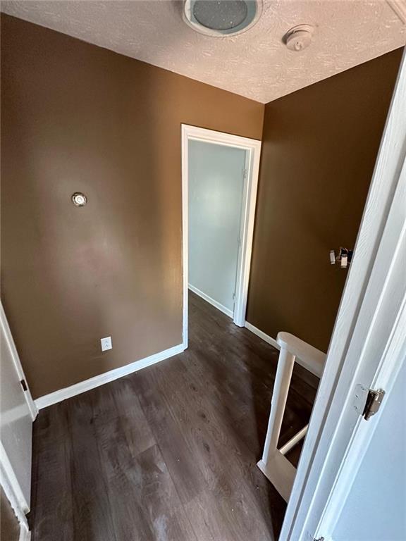 Building Photo - 880 Five Forks Trickum Rd SW