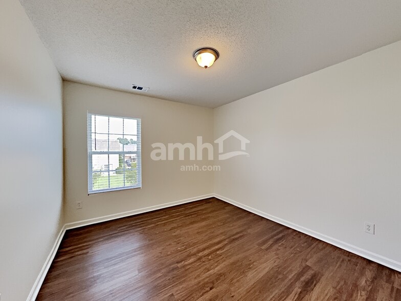 Building Photo - 6012 Ricker Rd