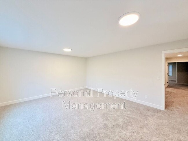 Building Photo - 8105 NE 167th Ave