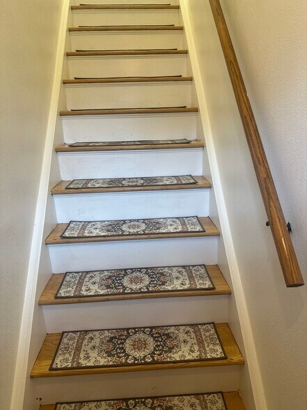 Stairs to apartment - 144 Telford St