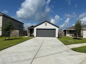 Building Photo - 31415 Pratola Serra Cir
