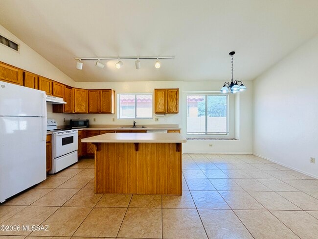 Building Photo - 8980 E Marci Lynne Way