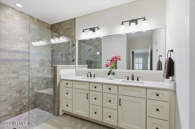 Building Photo - 80 Oyster Bay Way