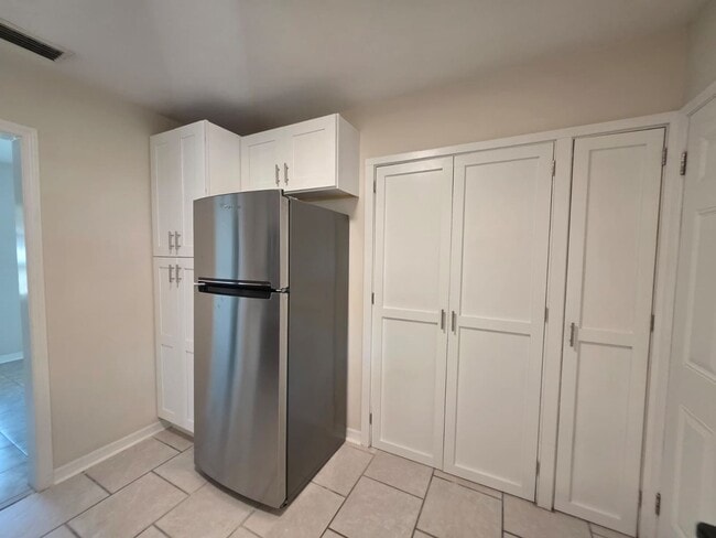 Building Photo - Marina District - 2 Bedroom 1 Bath
